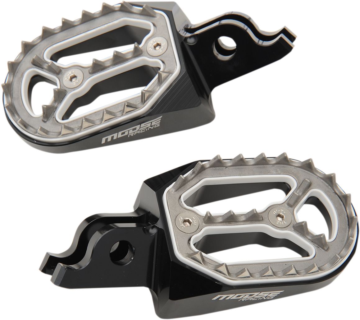 Qualifier Footpegs